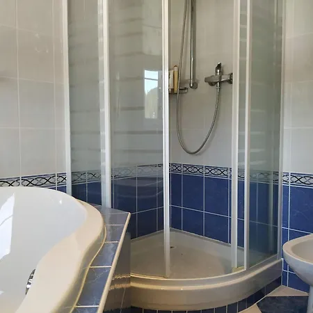 Elegant 2 Bedrooms In Quiet Area * Mariánské Lázně