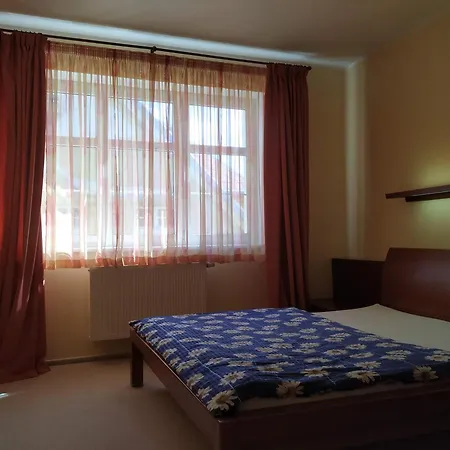 Elegant 2 Bedrooms In Quiet Area Lejlighed