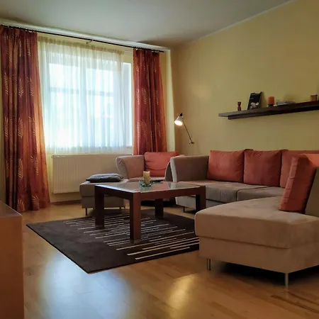 Elegant 2 Bedrooms In Quiet Area Lejlighed *