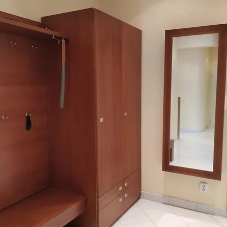 Elegant 2 Bedrooms In Quiet Area Lejlighed