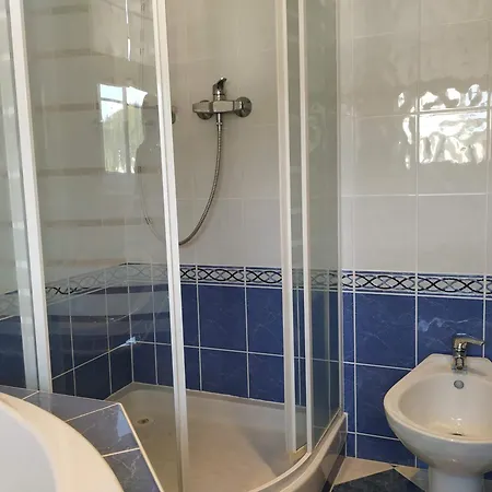 Elegant 2 Bedrooms In Quiet Area Lejlighed