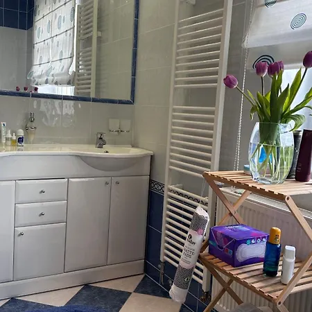 Elegant 2 Bedrooms In Quiet Area * 玛丽亚温泉