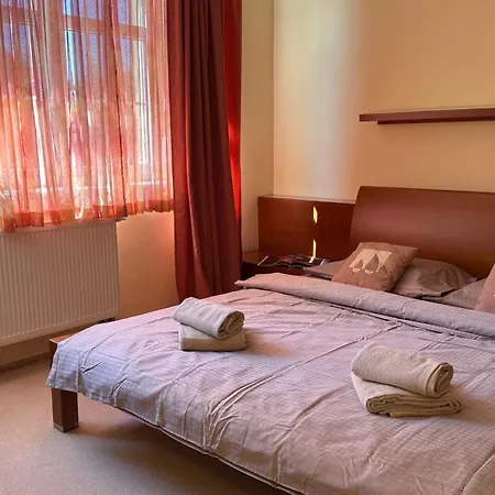 Elegant 2 Bedrooms In Quiet Area 玛丽亚温泉
