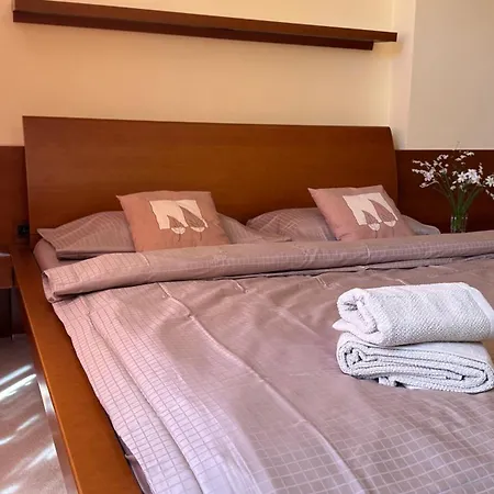 公寓 Elegant 2 Bedrooms In Quiet Area *