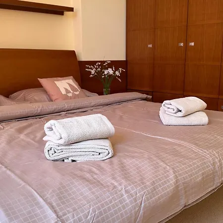 Elegant 2 Bedrooms In Quiet Area 玛丽亚温泉